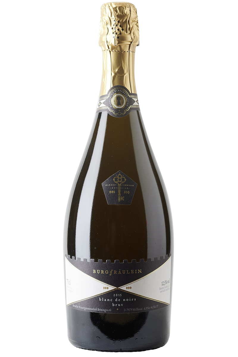 Eine Flasche deutscher Winzer Sekt Flaschengärung aus Spätburgunder in einer Sektflasche mit goldener Kapsel.