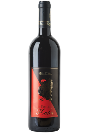 Eine Flasche österreichischer Rotwein in einer Bordeaux - Flasche mit einer schwarzen Kapsel.