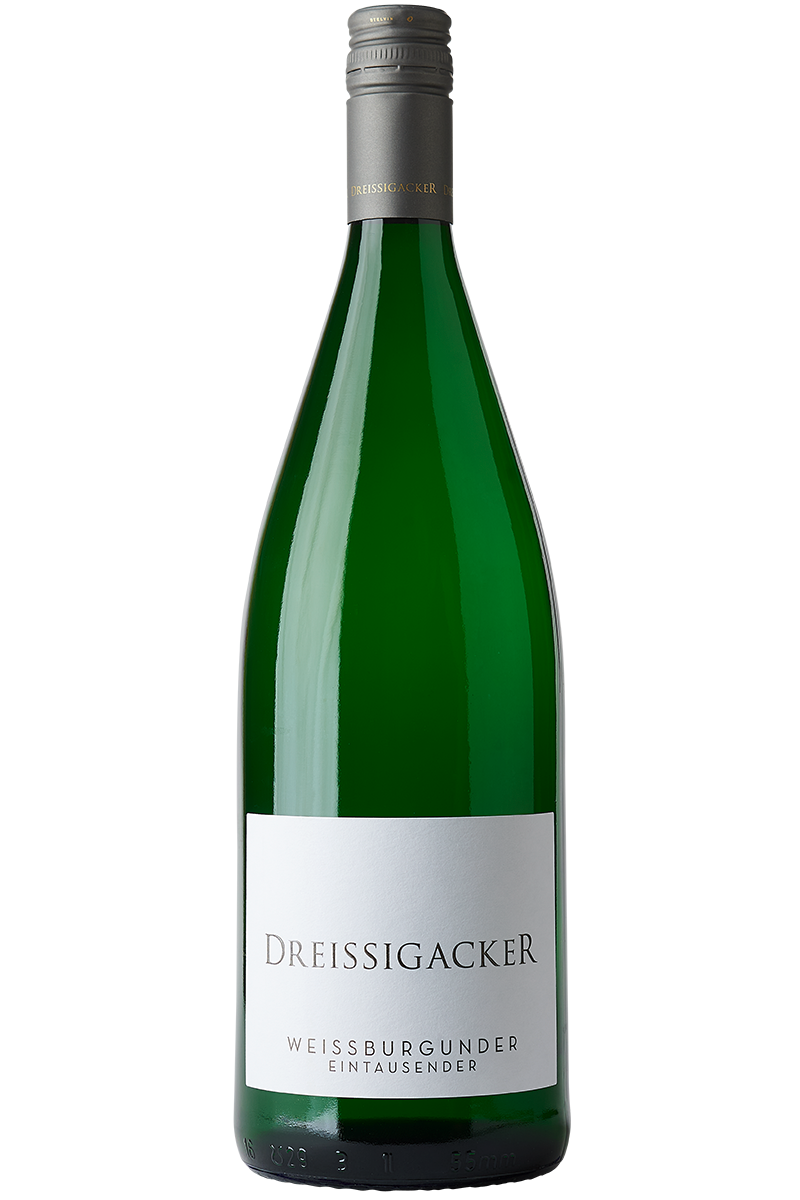 Eine Flasche deutscher Bio Weisswein aus Weissburgunder in einer Literflasche mit grauem Schraubverschluss.