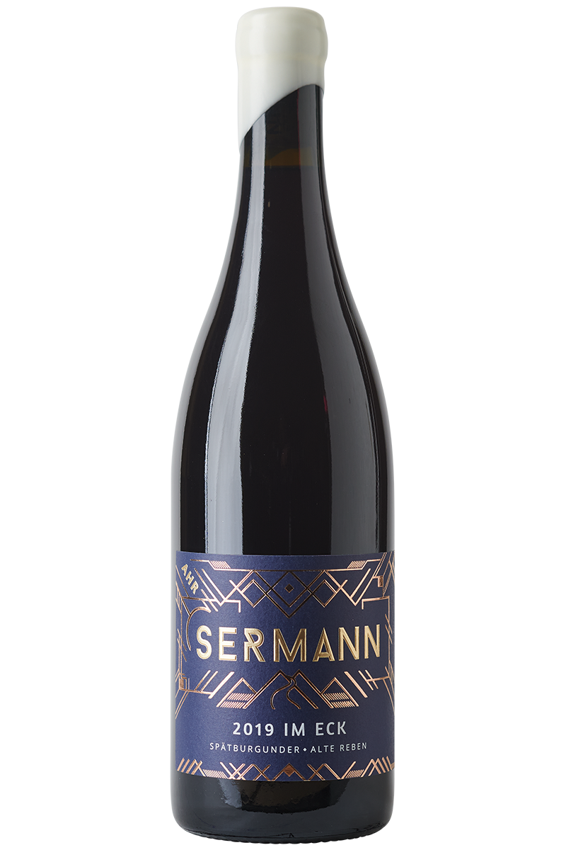 Eine dunkle Flasche Rotwein mit blauem Etikett und goldener Kapsel.