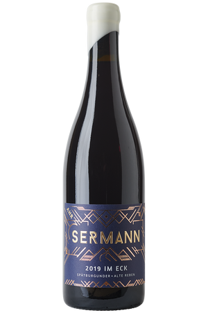 Eine dunkle Flasche Rotwein mit blauem Etikett und goldener Kapsel.