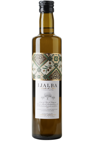 Eine Flasche spanisches Oliven Öl aus Arbequina in einer Glasflasche mit schwarzem Schraubverschluss.