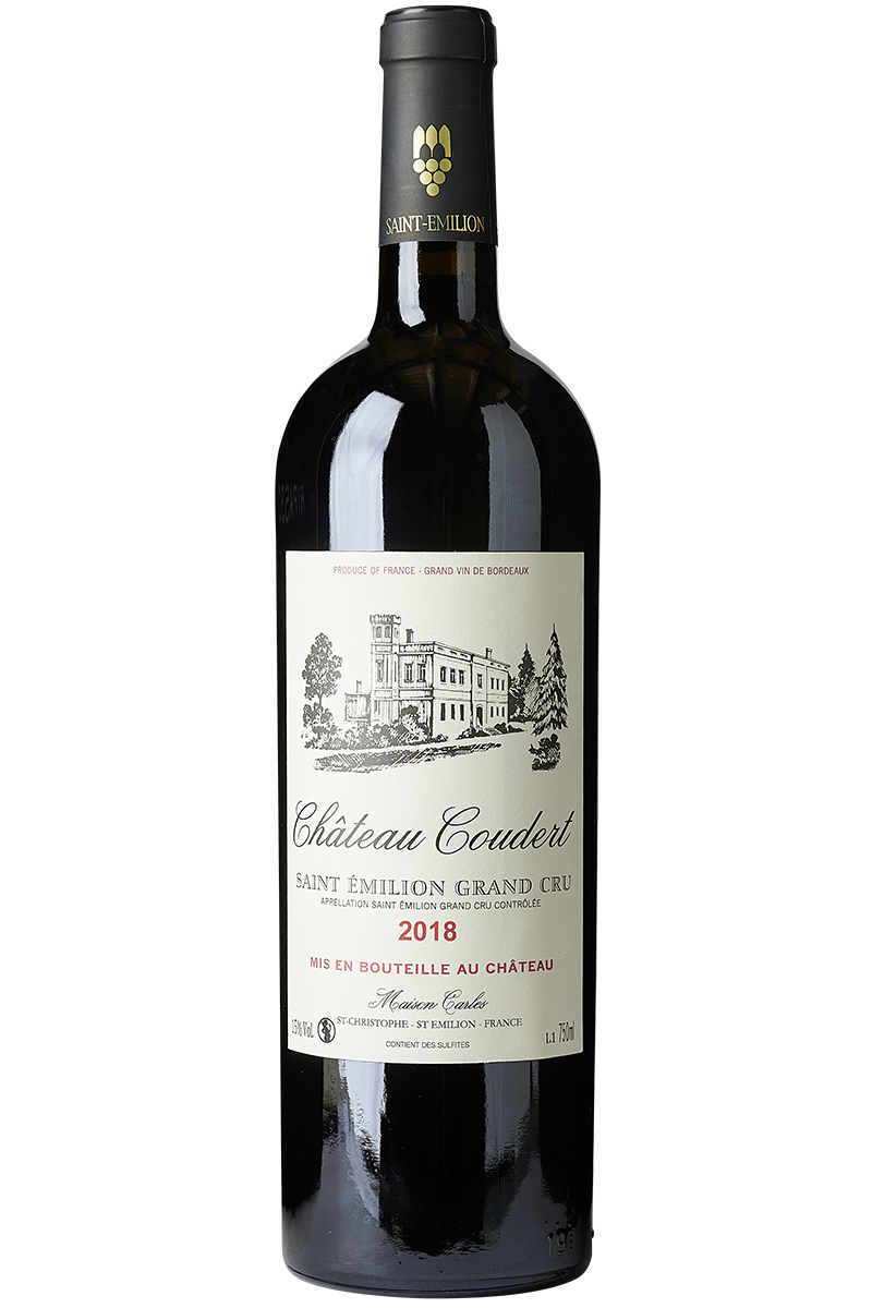 Eine Flasche französischer Rotwein in einer Bordeaux Flasche mit einer schwarzen Kapsel.