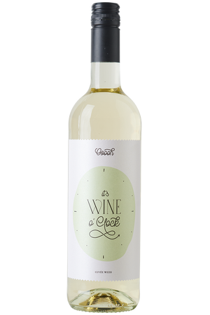 Eine Flasche deutscher Weißwein in einer Bordeaux - Flasche mit einem schwarzen Schraubverschluss.