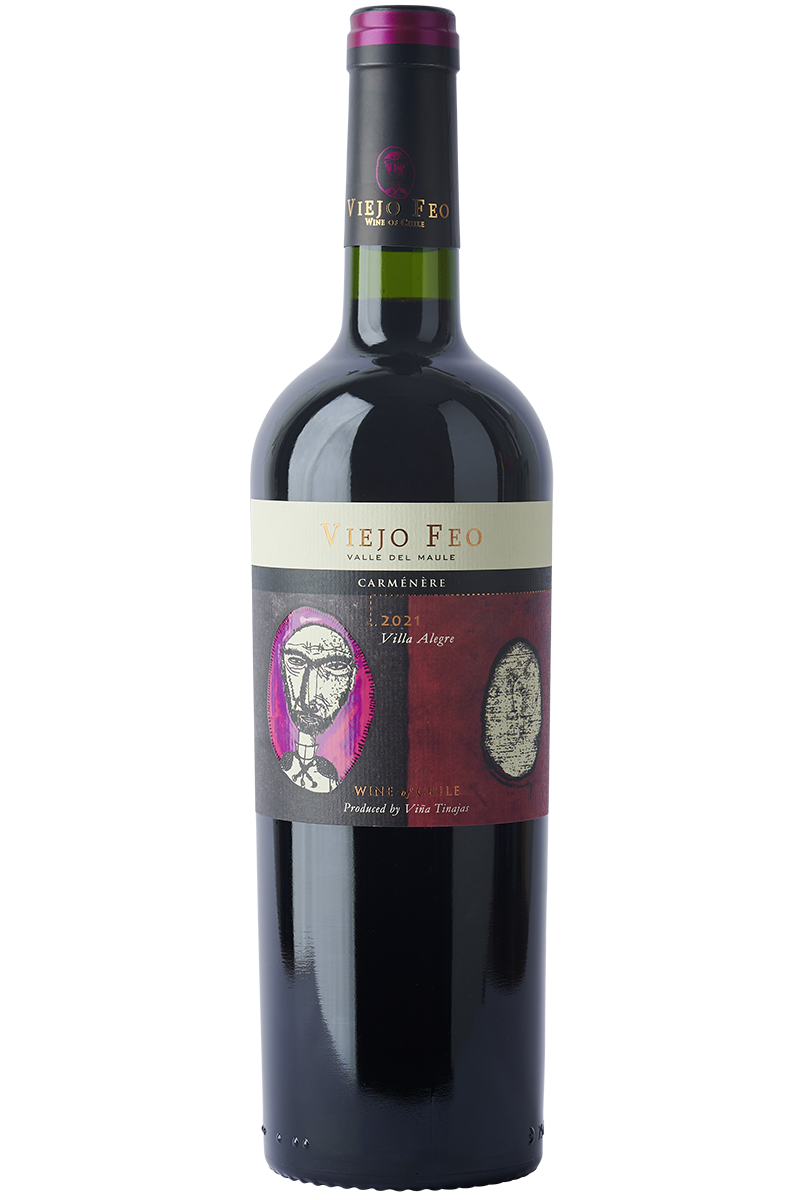 Eine Flasche chilenischer Rotwein aus Carmenère in einer Bordeaux Flasche mit schwarzer Kapsel.